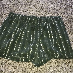 Large Old Navy soft green shorts